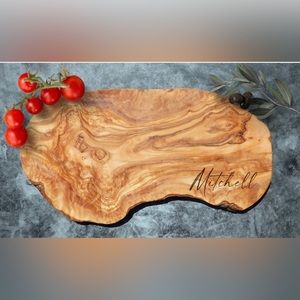 Personalized olive-wood charcuterie/butter boards from Italy